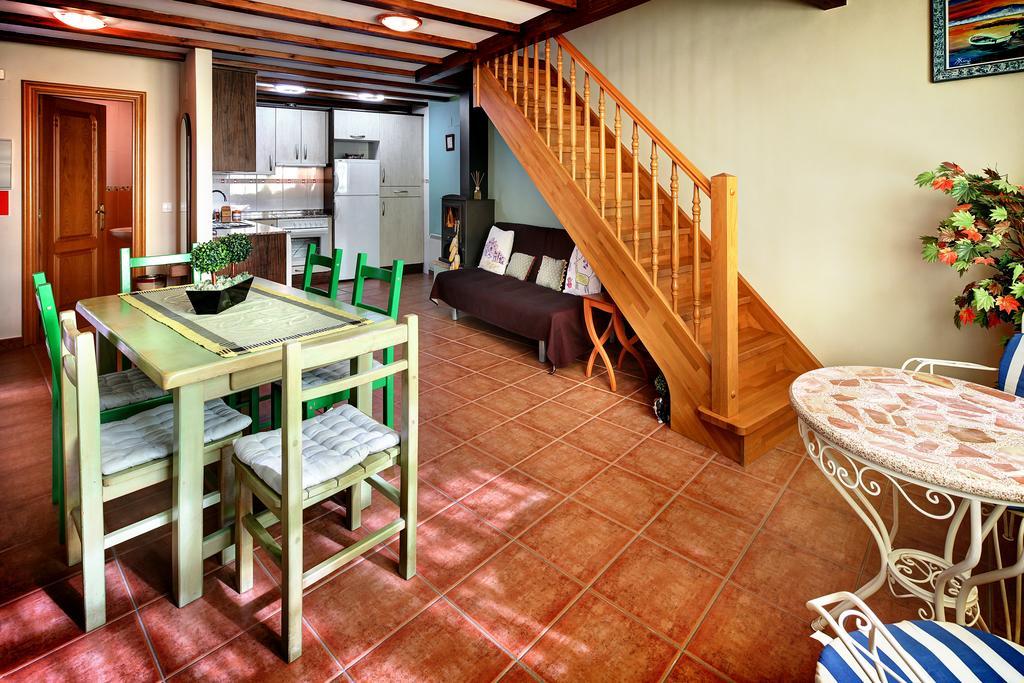 Apartamentos Bellavista Alquézar Eksteriør bilde