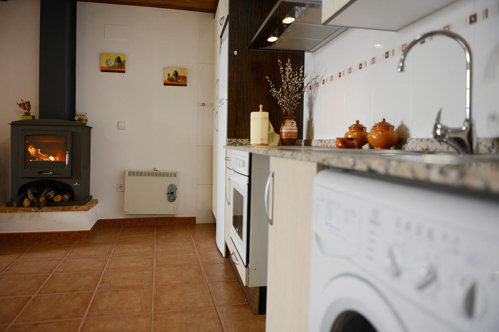 Apartamentos Bellavista Alquézar Eksteriør bilde